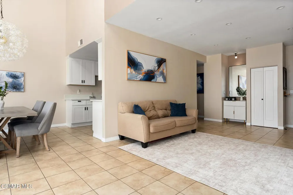 13331 Moorpark Street #328 Sherman Oaks, CA 91423