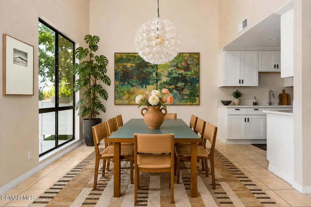 13331 Moorpark Street #328 Sherman Oaks, CA 91423
