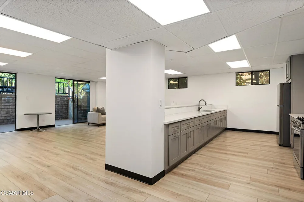 13331 Moorpark Street #328 Sherman Oaks, CA 91423