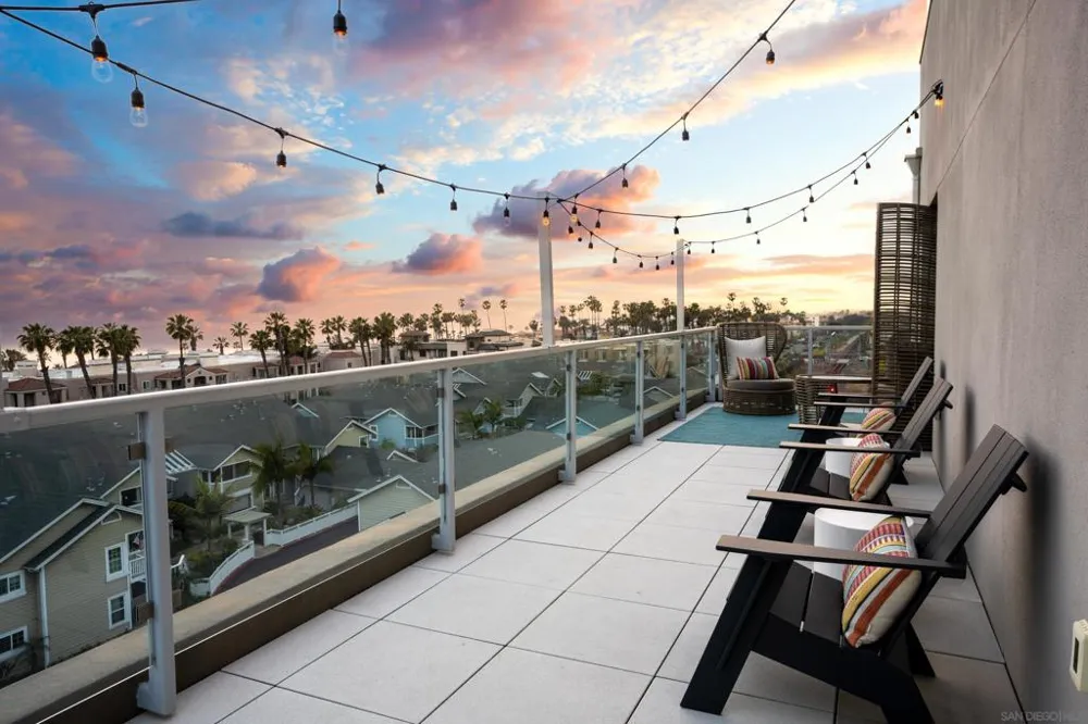 355 Cleveland St #211 Oceanside, CA 92054