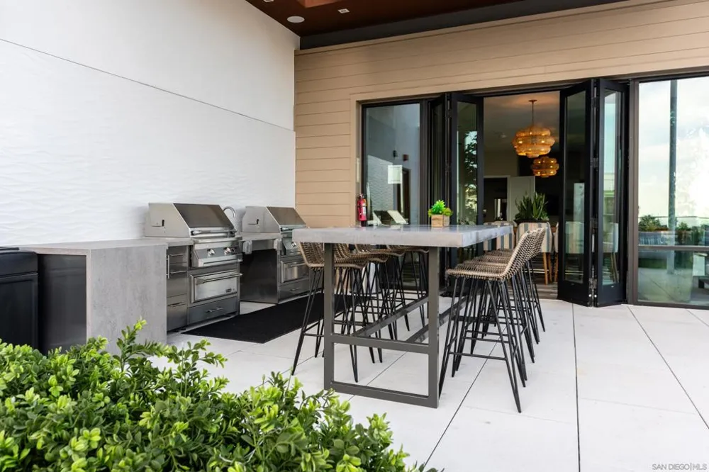 355 Cleveland St #211 Oceanside, CA 92054