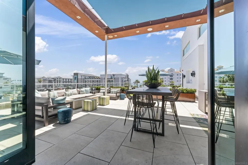 355 Cleveland St #211 Oceanside, CA 92054