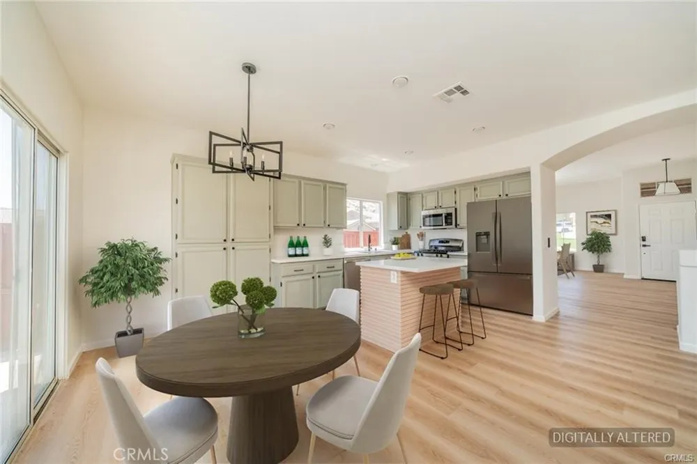 27698 Via Sol Arriva Moreno Valley, CA 92555