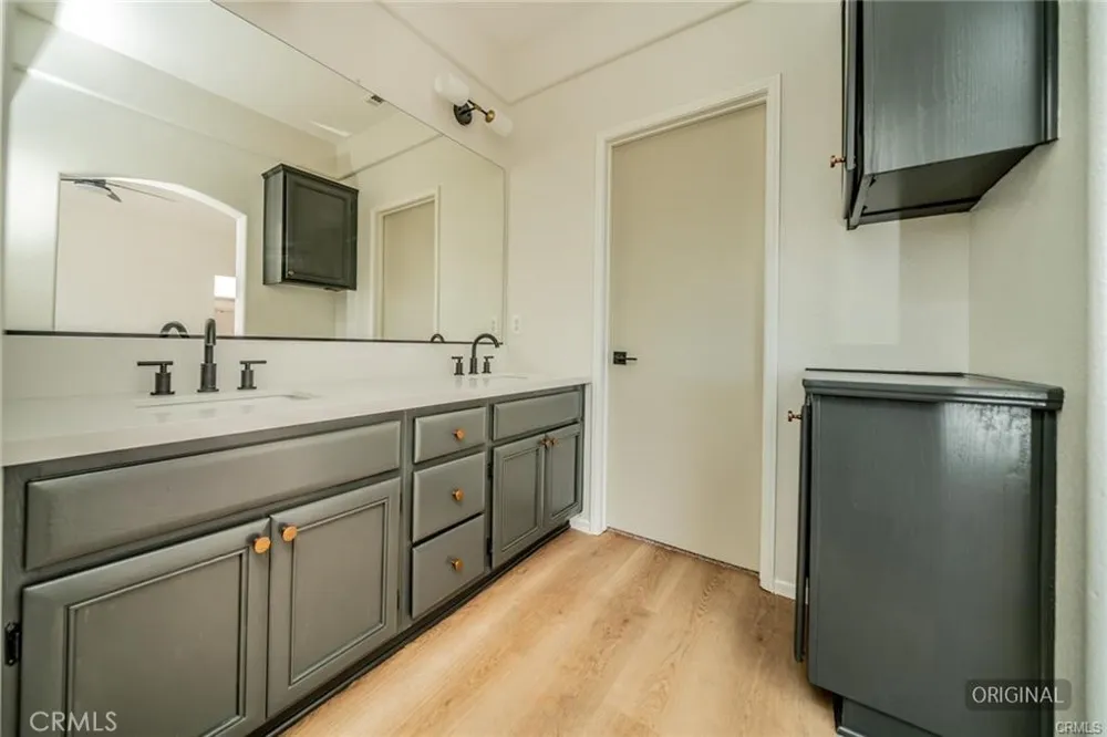 27698 Via Sol Arriva Moreno Valley, CA 92555