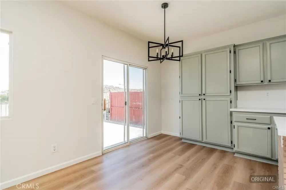 27698 Via Sol Arriva Moreno Valley, CA 92555