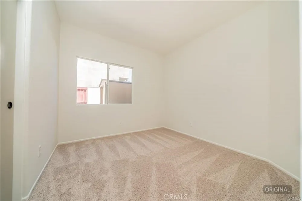 27698 Via Sol Arriva Moreno Valley, CA 92555