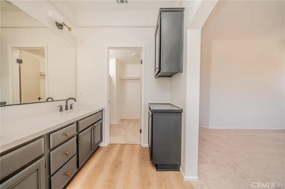 27698 Via Sol Arriva Moreno Valley, CA 92555