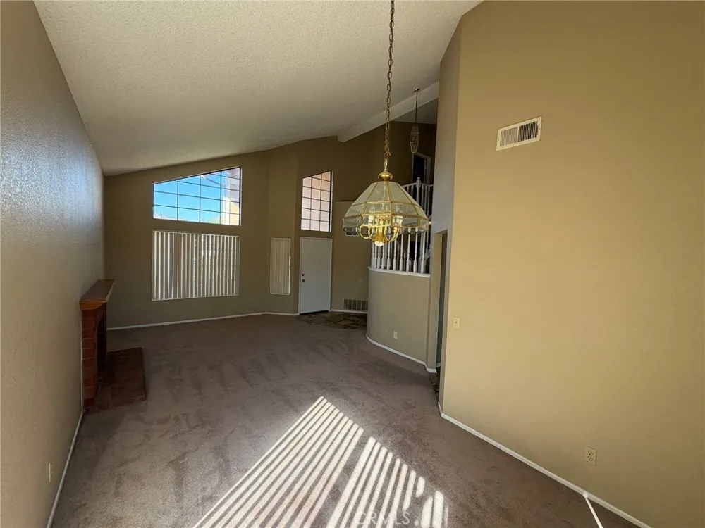 35378 Chiwi Wildomar, CA 92595