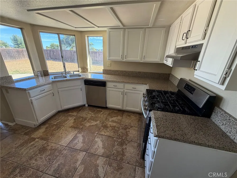 35378 Chiwi Wildomar, CA 92595