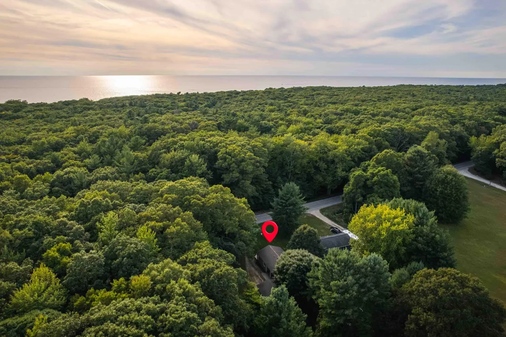 2016 Scenic Drive Muskegon, MI 49445