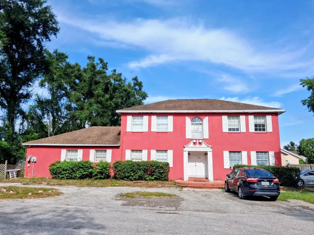 1208 S TAYLOR ROAD Seffner, FL 33584