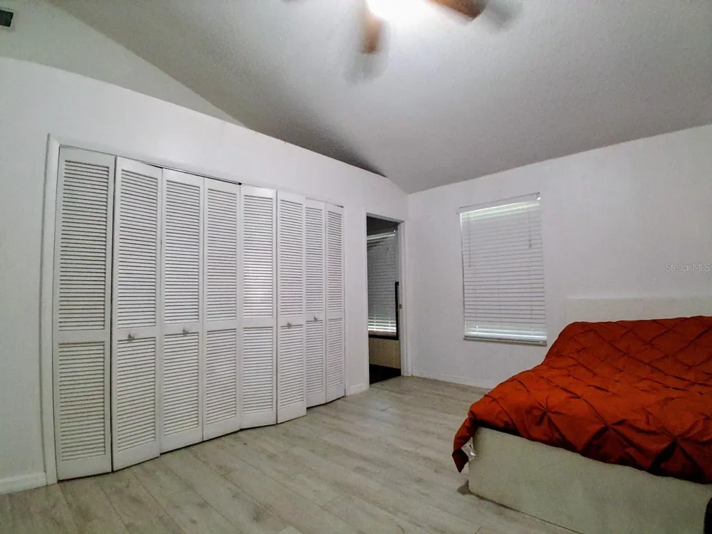 1208 S TAYLOR ROAD Seffner, FL 33584