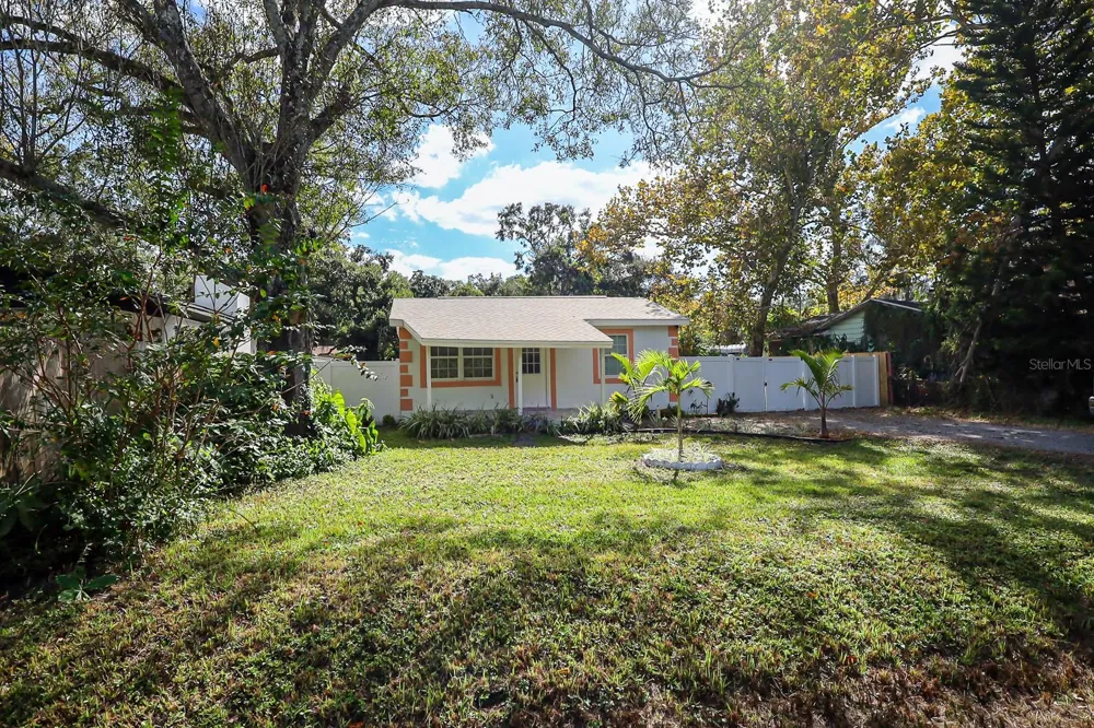 6511 24TH AVENUE S Tampa, FL 33619