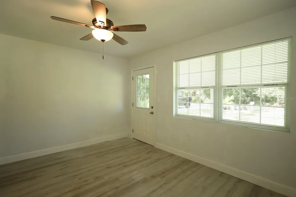 6511 24TH AVENUE S Tampa, FL 33619