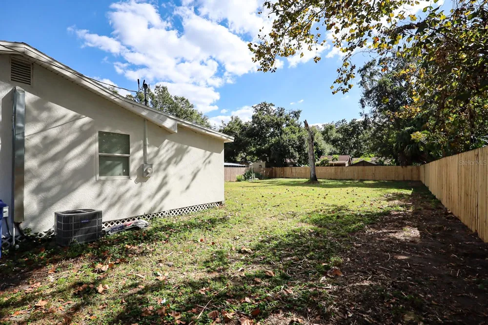 6511 24TH AVENUE S Tampa, FL 33619