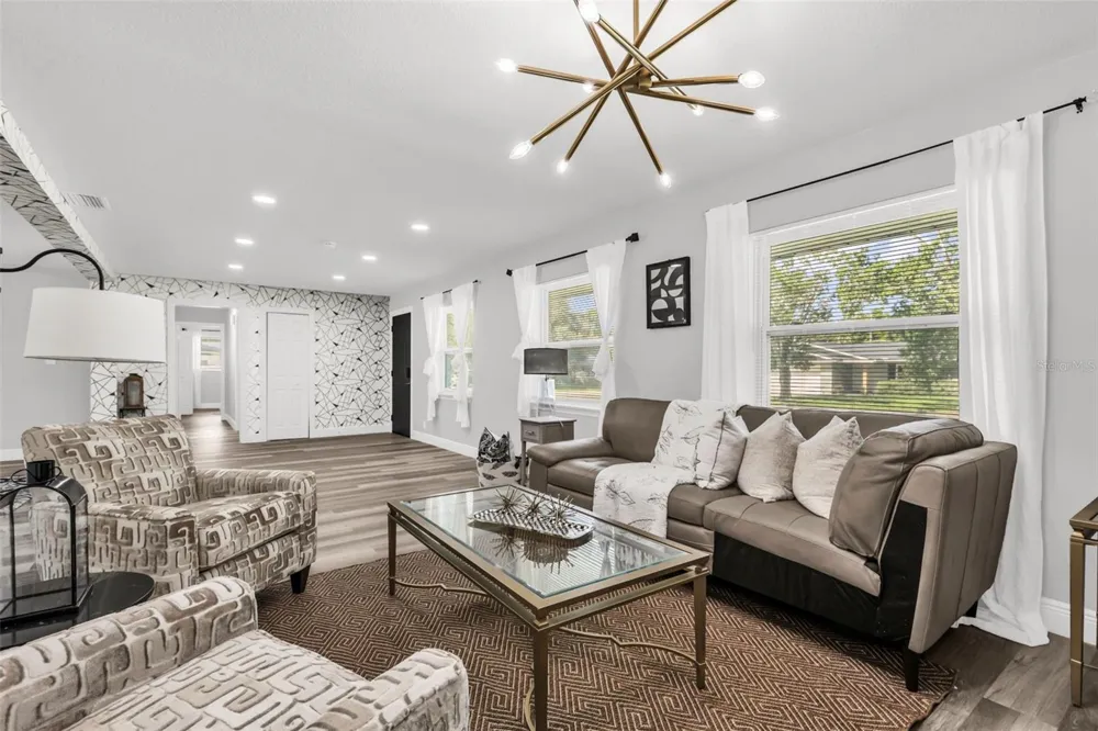 274 RANGER BOULEVARD Winter Park, FL 32792