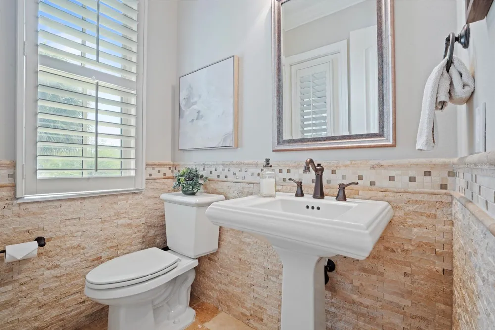 1735 FOSS AVENUE Orlando, FL 32814