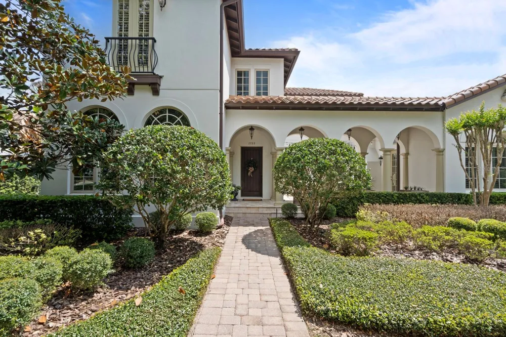 1735 FOSS AVENUE Orlando, FL 32814