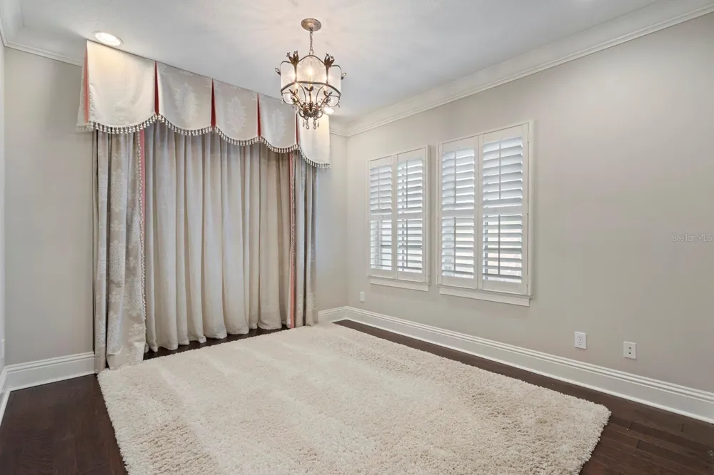 1735 FOSS AVENUE Orlando, FL 32814
