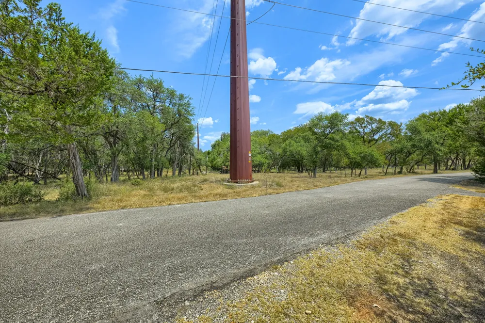 Leveritts Loop Wimberley, TX 78676