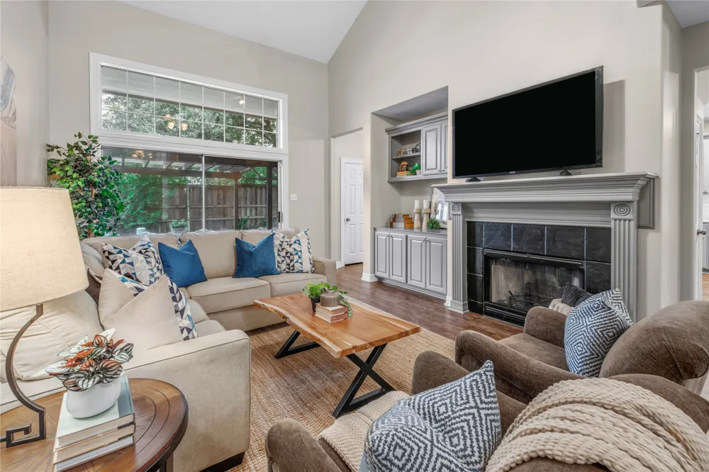 305 Chimney Hill Drive College Station, TX 77840