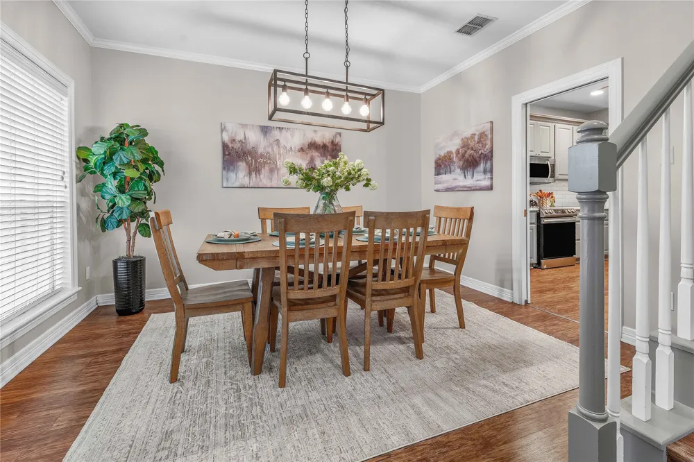 305 Chimney Hill Drive College Station, TX 77840