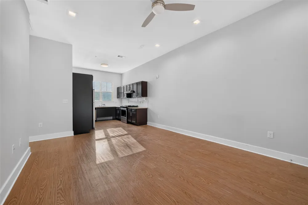 2400 Louis Henna Boulevard #209 Round Rock, TX 78664