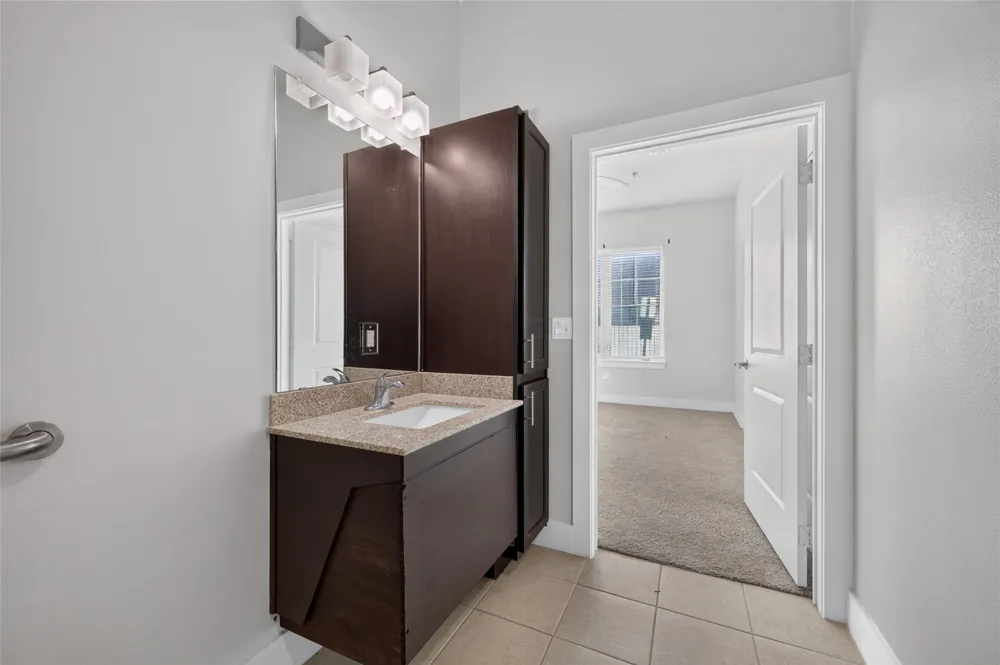 2400 Louis Henna Boulevard #209 Round Rock, TX 78664