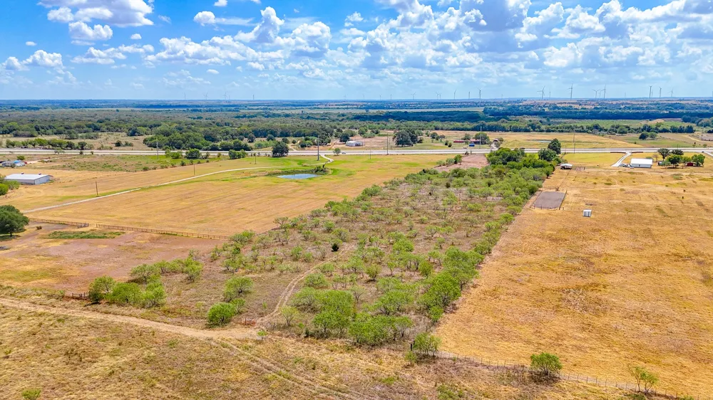 State Highway 31 Dawson, TX 76639