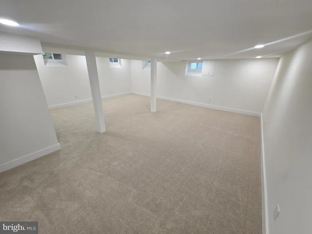 225 DRAKE ROAD Cherry Hill, NJ 08034