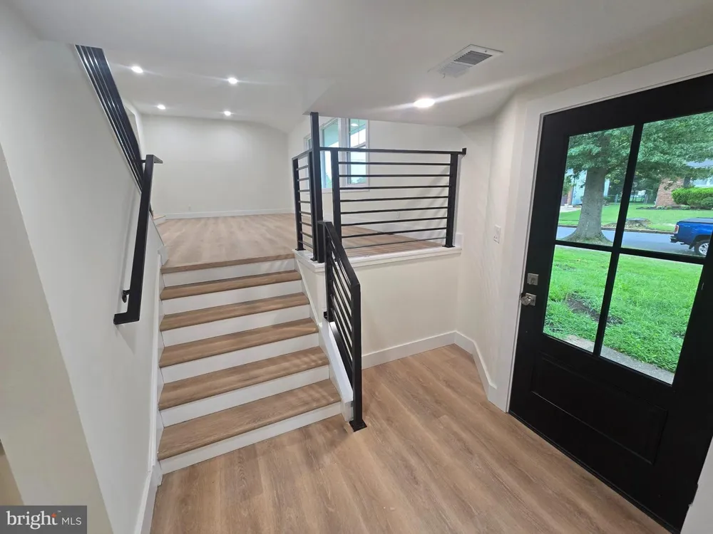 225 DRAKE ROAD Cherry Hill, NJ 08034