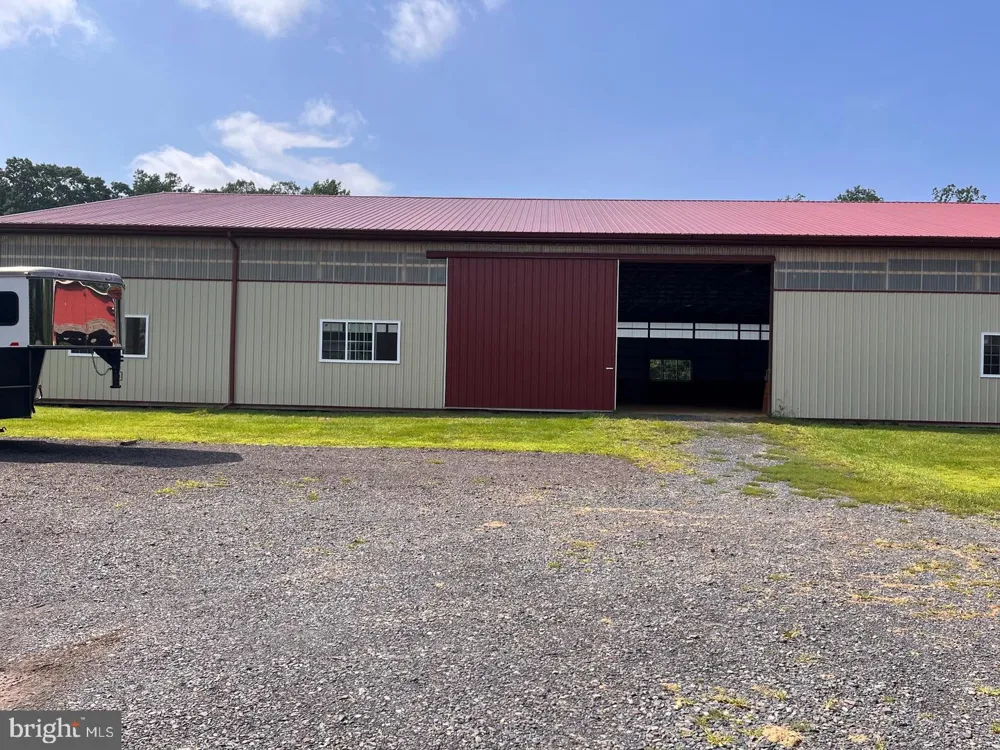 2053 MOUNTAIN VIEW DRIVE Quakertown, PA 18951
