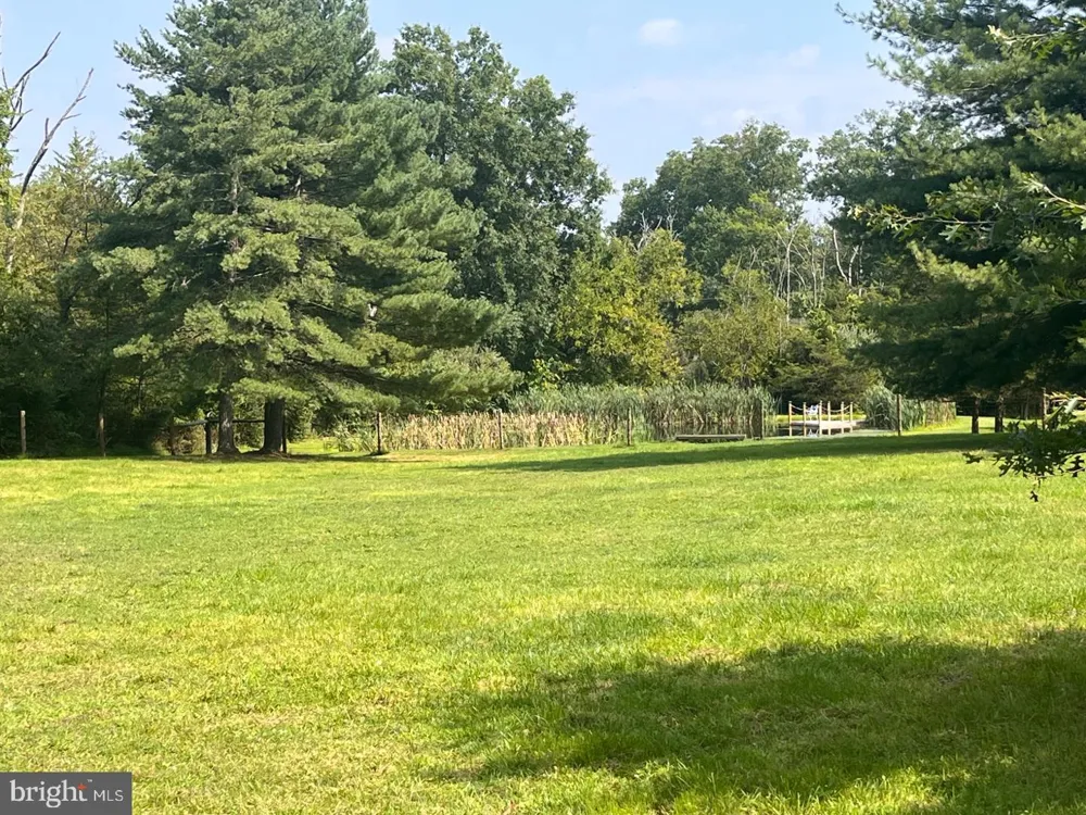 2053 MOUNTAIN VIEW DRIVE Quakertown, PA 18951