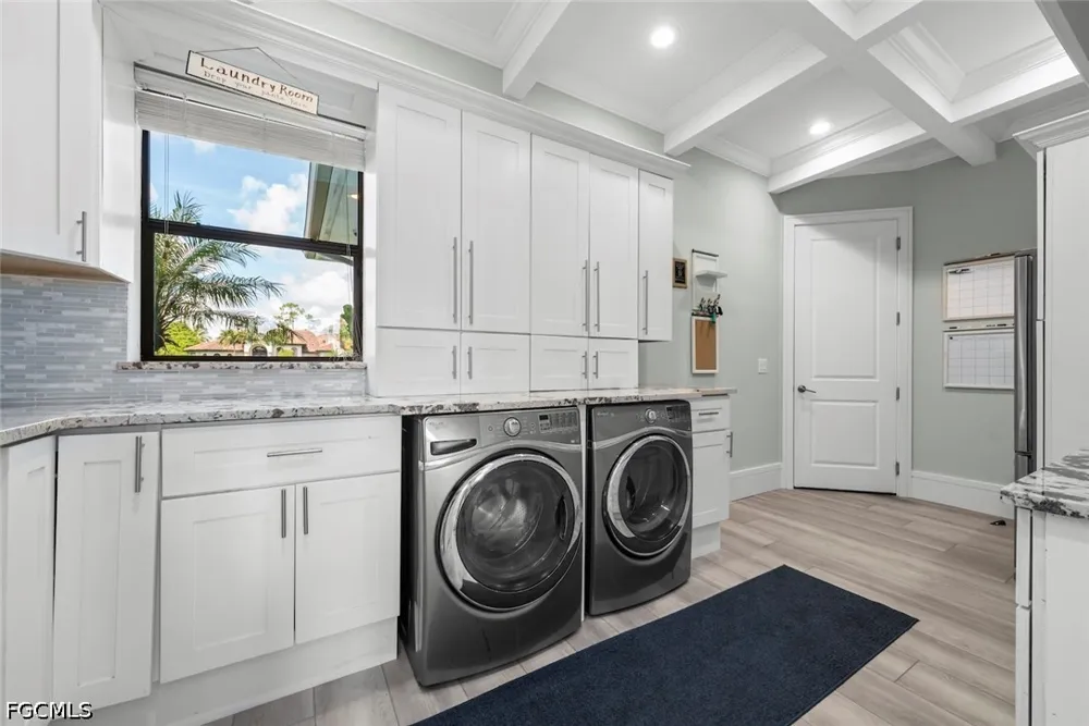 Old Pine Court Fort Myers, FL 33912