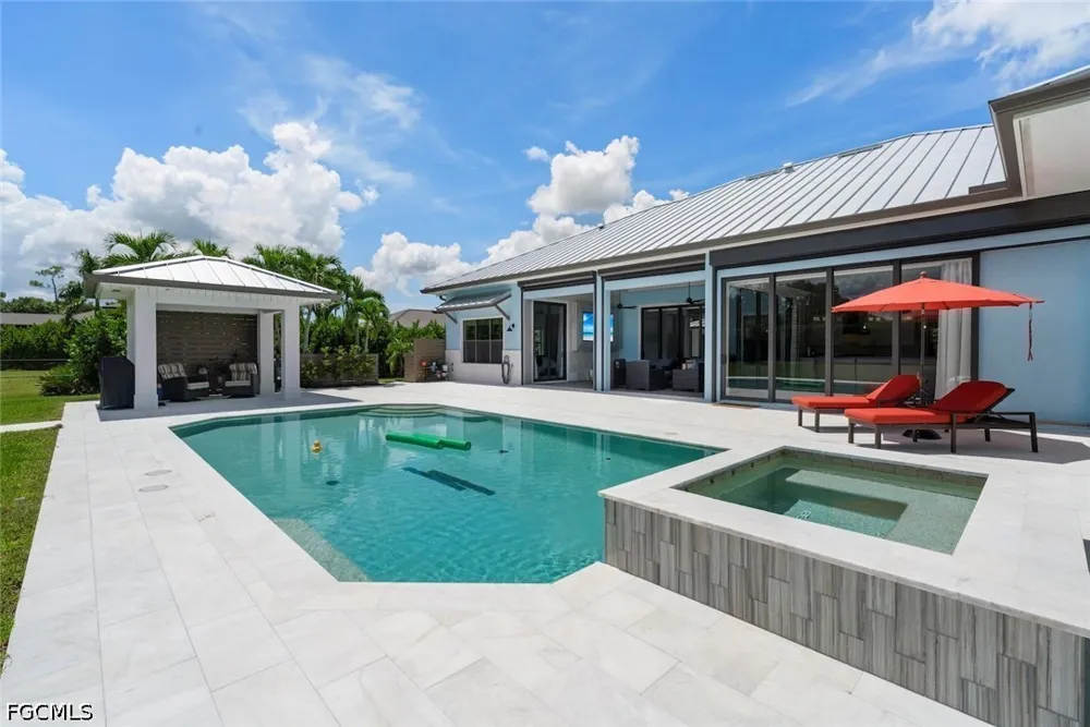 Old Pine Court Fort Myers, FL 33912