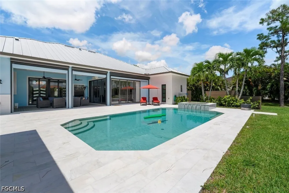 Old Pine Court Fort Myers, FL 33912