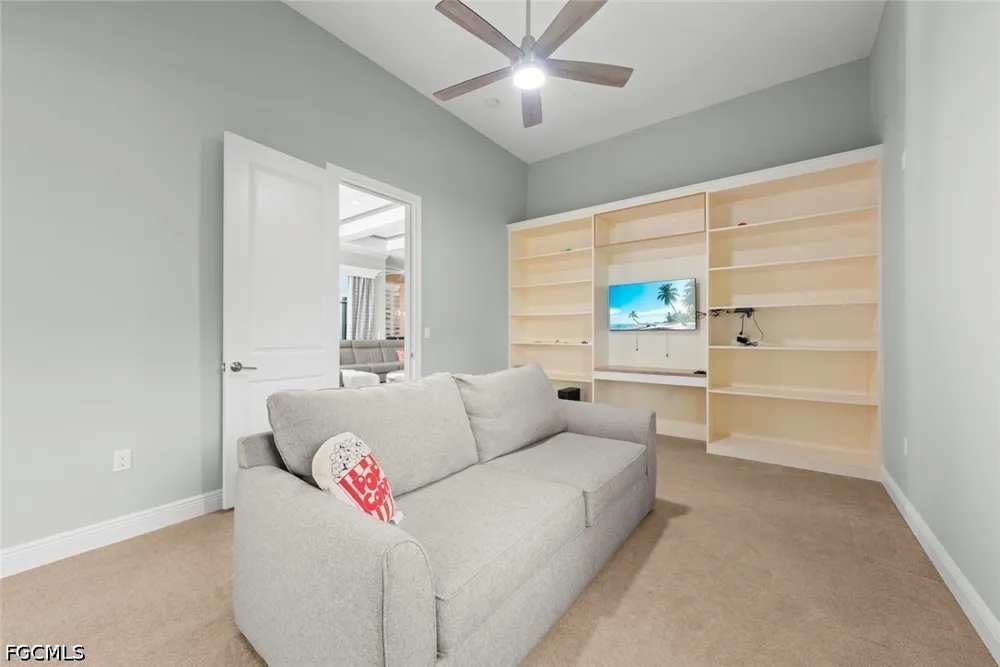 Old Pine Court Fort Myers, FL 33912