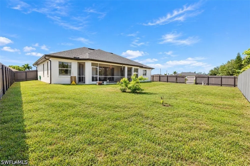 NW 10th Terrace Cape Coral, FL 33993