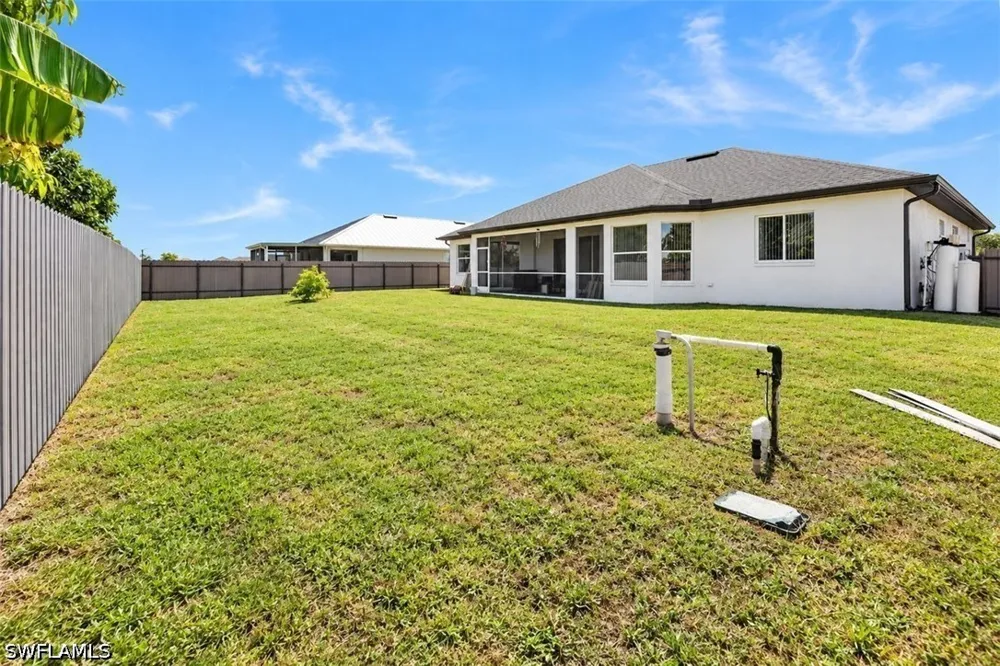 NW 10th Terrace Cape Coral, FL 33993