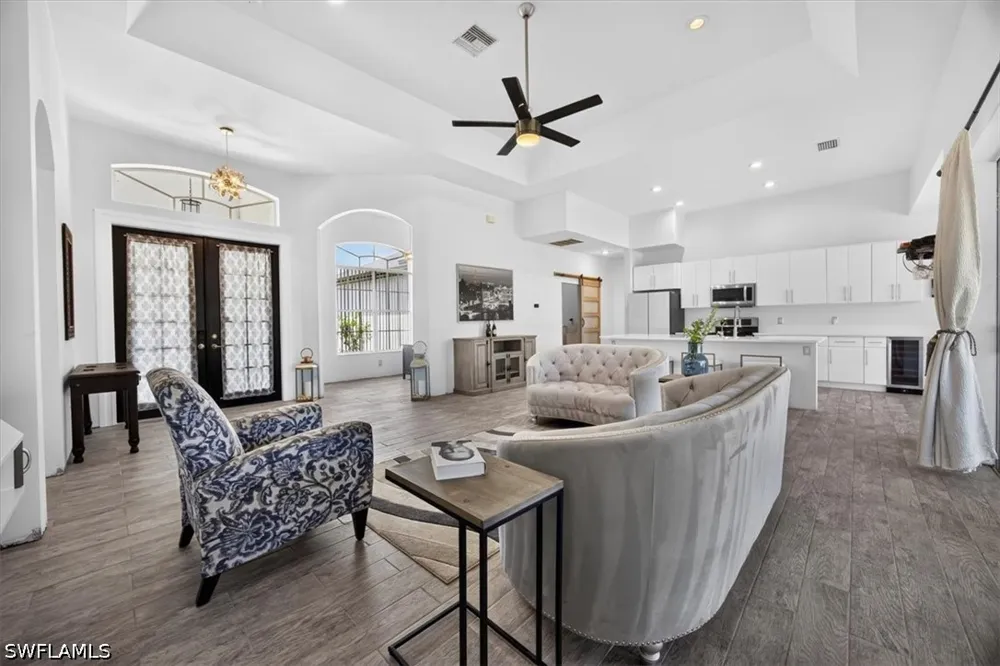 NW 10th Terrace Cape Coral, FL 33993