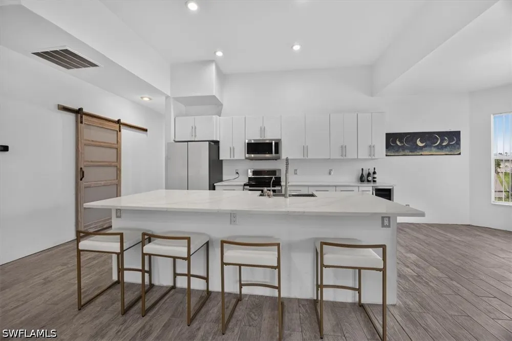 NW 10th Terrace Cape Coral, FL 33993