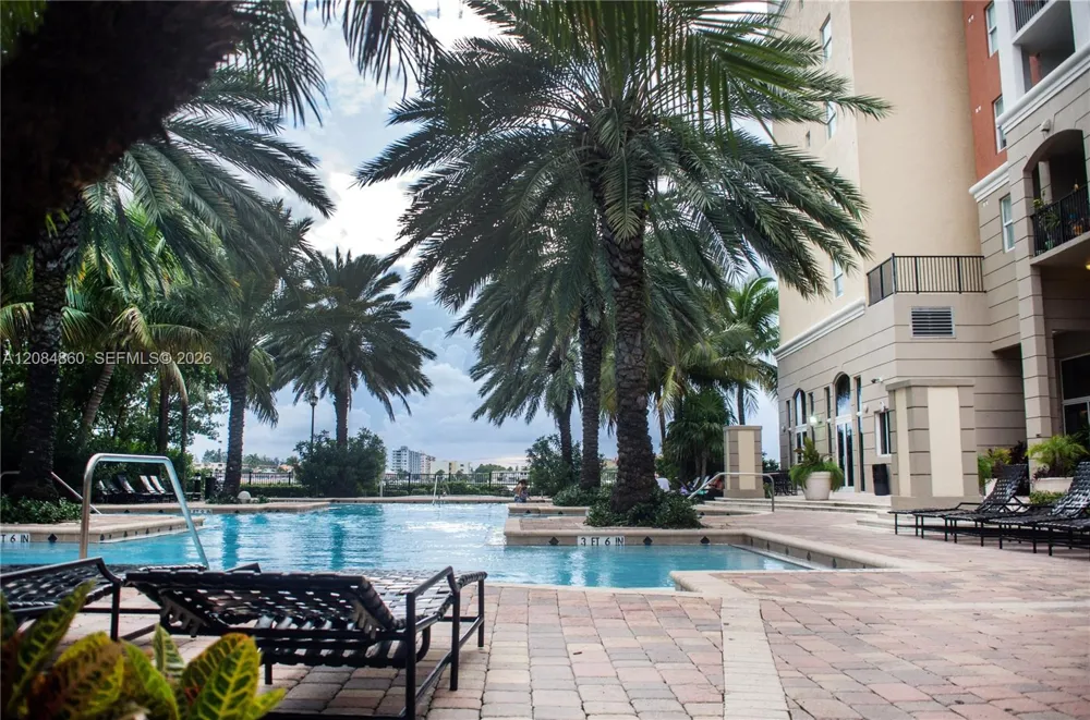 17150 Bay Rd #2512 Sunny Isles Beach, FL 33160
