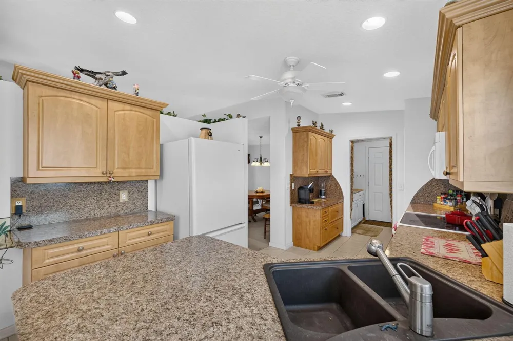 6701 ALEMENDRA STREET Fort Pierce, FL 34951