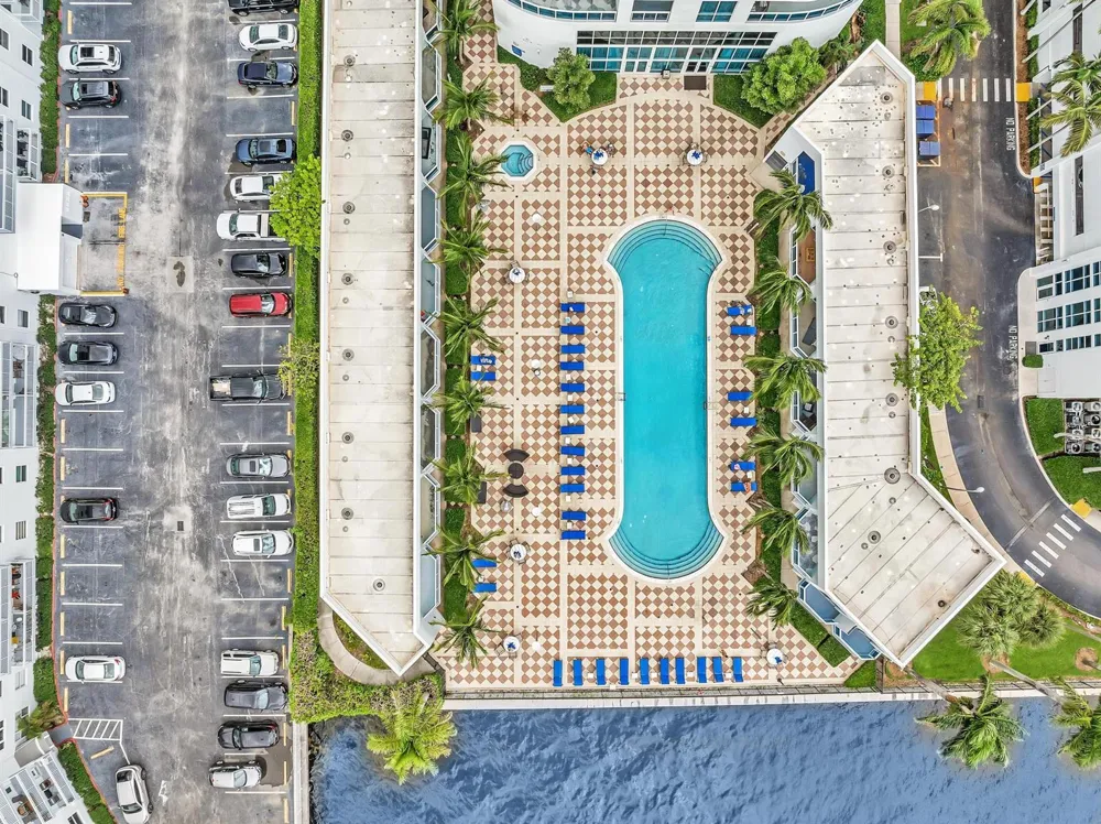 1945 S Ocean Drive #502 Hallandale Beach, FL 33009