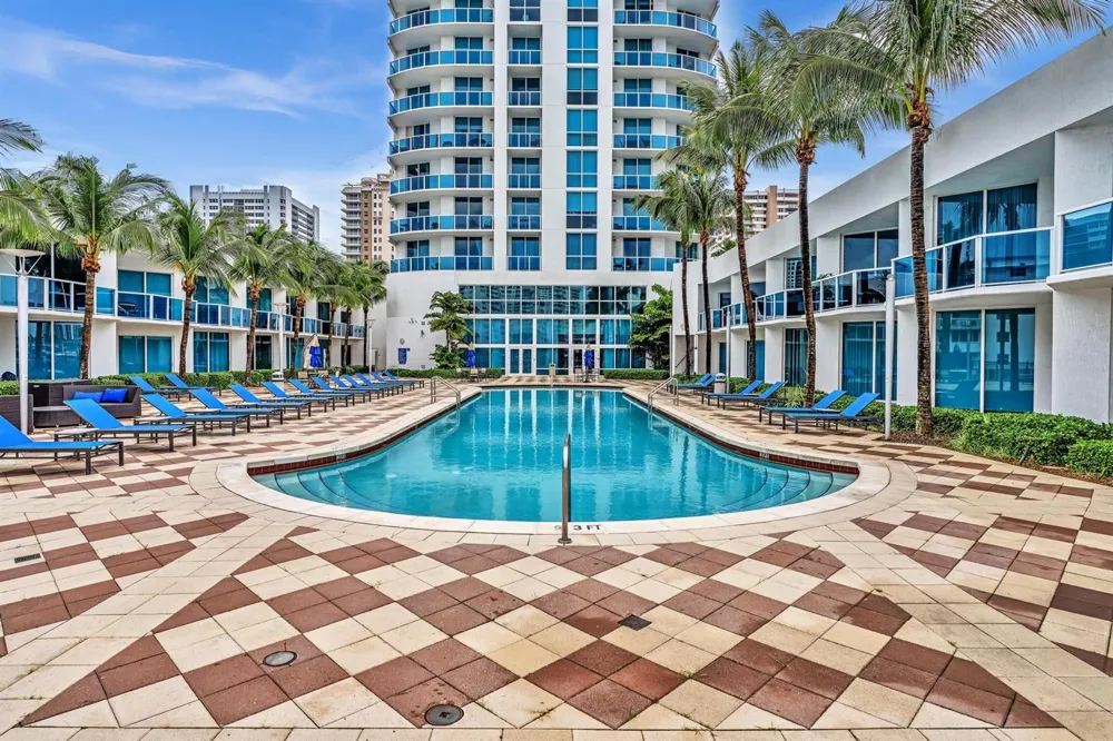 1945 S Ocean Drive #502 Hallandale Beach, FL 33009