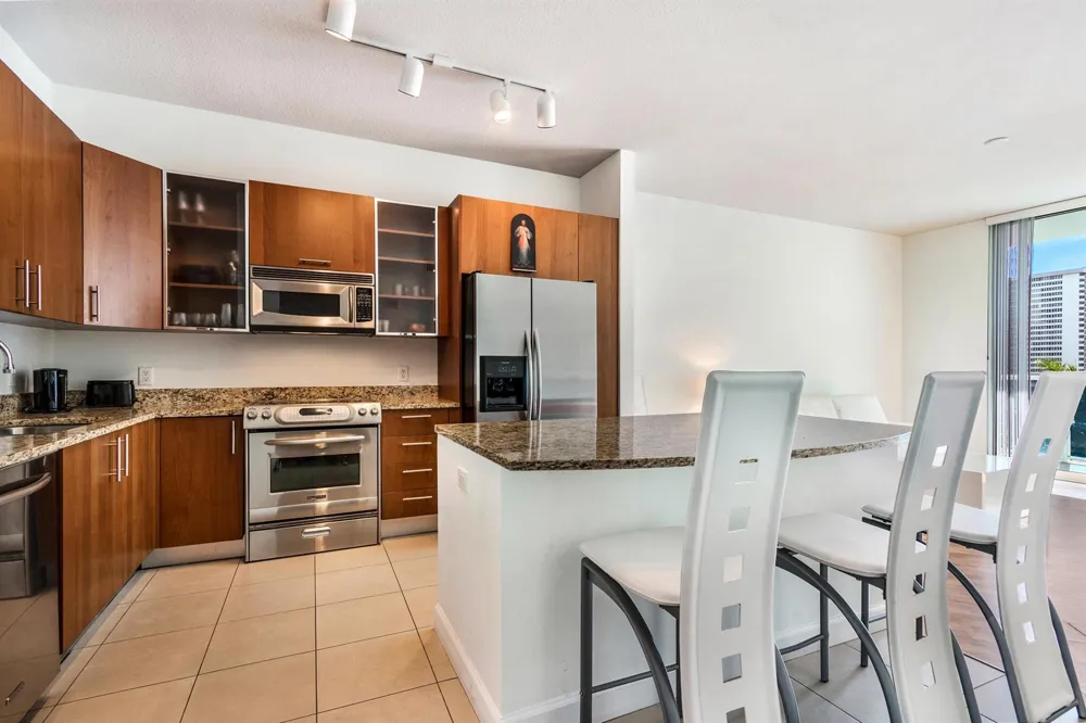 1945 S Ocean Drive #502 Hallandale Beach, FL 33009