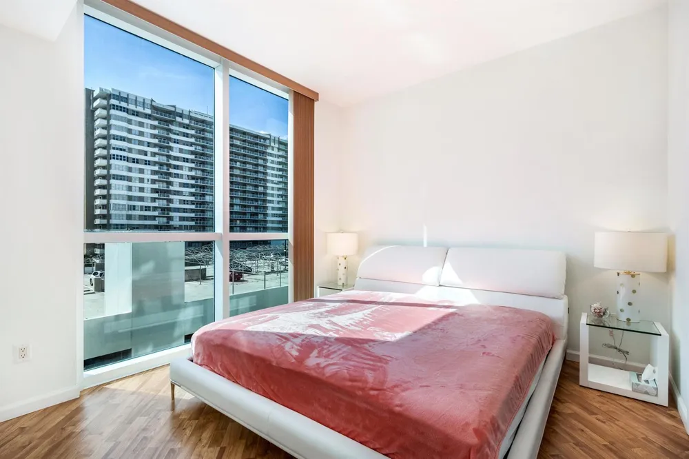 1945 S Ocean Drive #502 Hallandale Beach, FL 33009