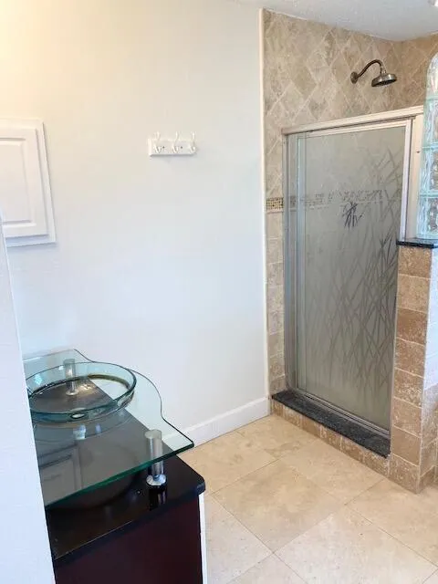 598 NW KINGSTON STREET Port St. Lucie, FL 34983