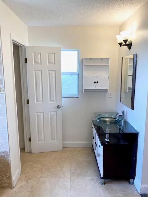 598 NW KINGSTON STREET Port St. Lucie, FL 34983