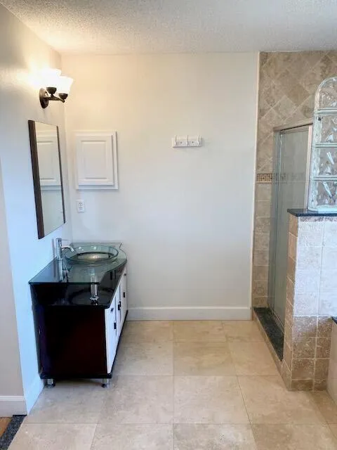 598 NW KINGSTON STREET Port St. Lucie, FL 34983